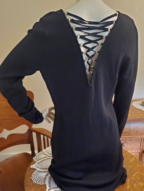 Calvin Klein Dresses & Skirts - EUC CALVIN KLEIN Lace Up Back Long Sleeve Fitted Black V Neck Dress Sz Large